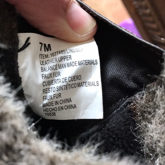 Women’s size 7M khombu Lindsey brown leather/faux fur zip up ankle boots - Picture 7 of 7